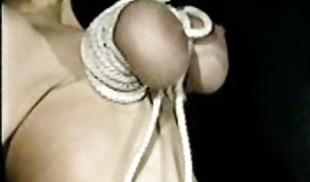 زوجة اكساس عربى عاهرة و فرخ في الحمار