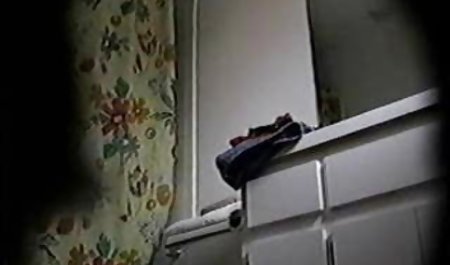 الثدي صور سكس عرب بنات شقراء